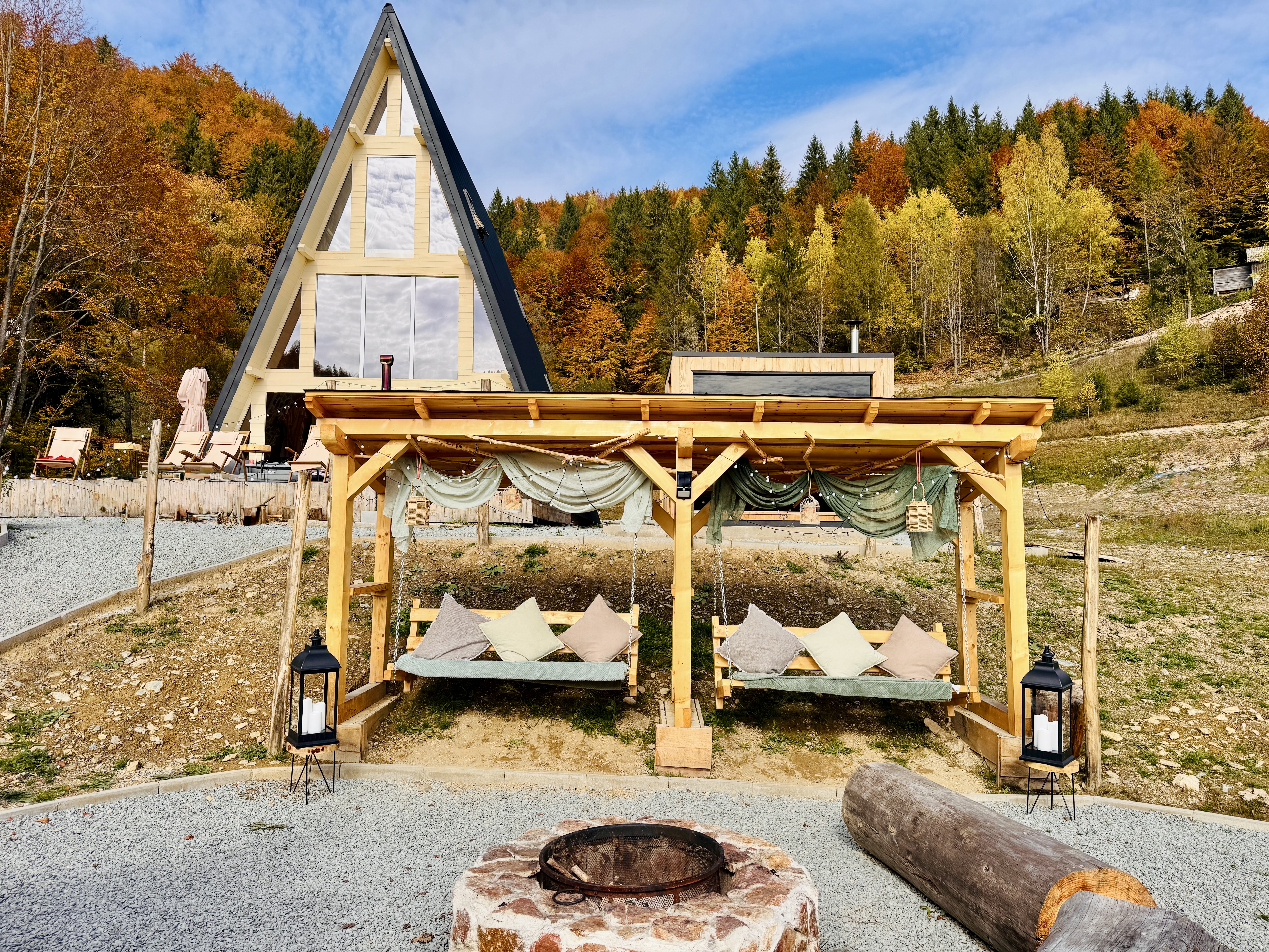 Video interior Cabana KayLuna Matisesti Apuseni